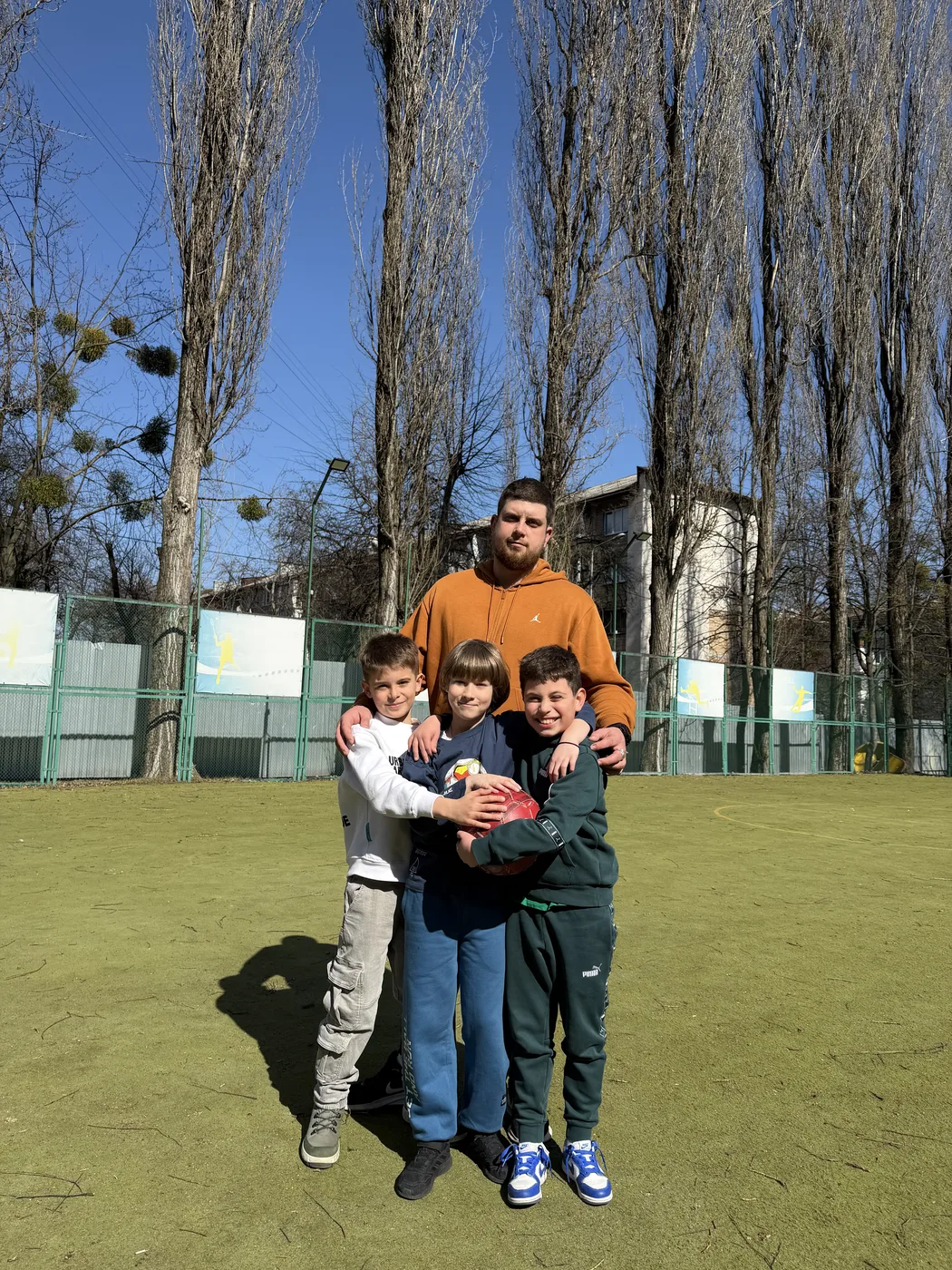 Активності учнів на спортивному майданчику